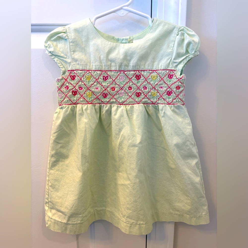 Vintage Old Navy Toddler Dress with Stitch Flowers accent size 12-18 months